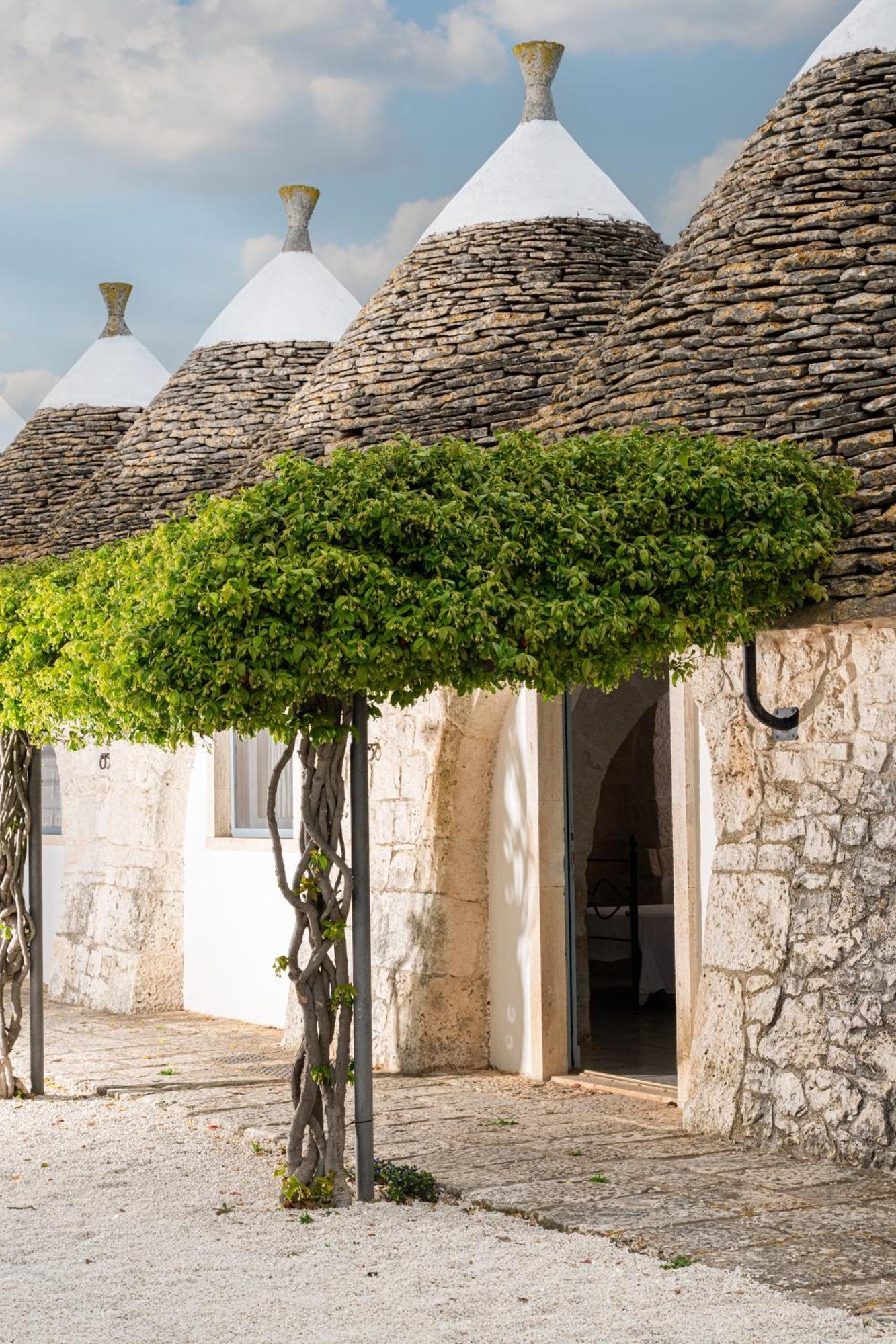 Masseria La Mandra * Noci